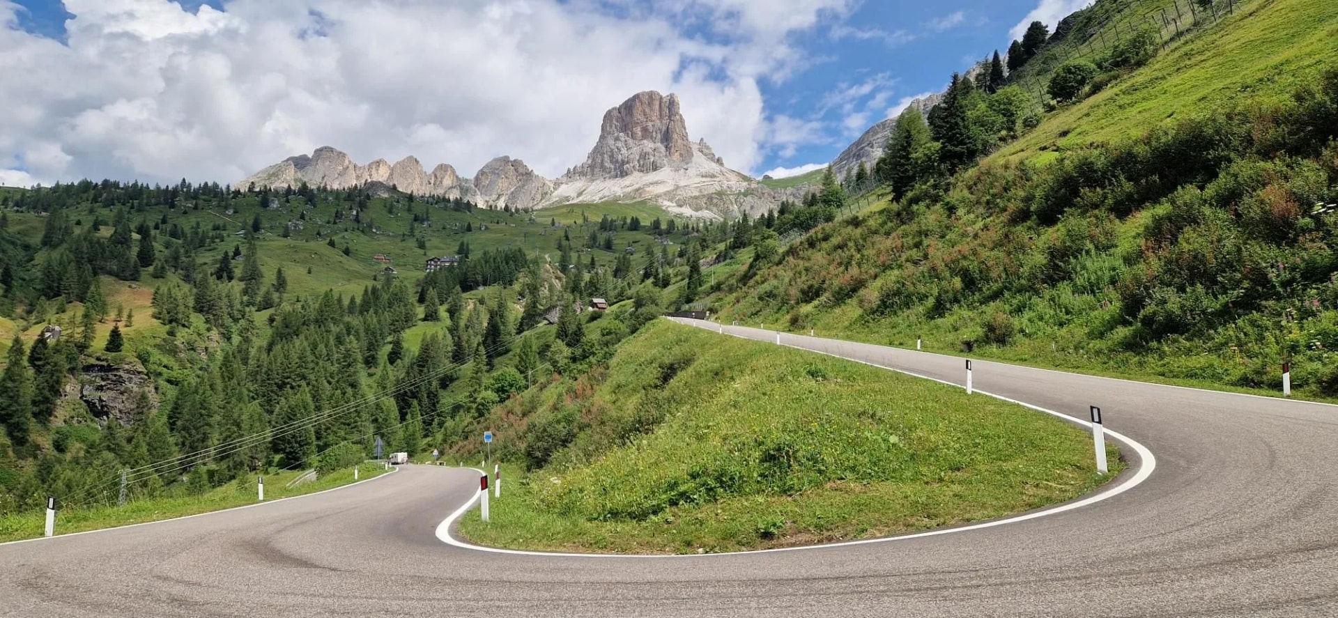 passo giau road